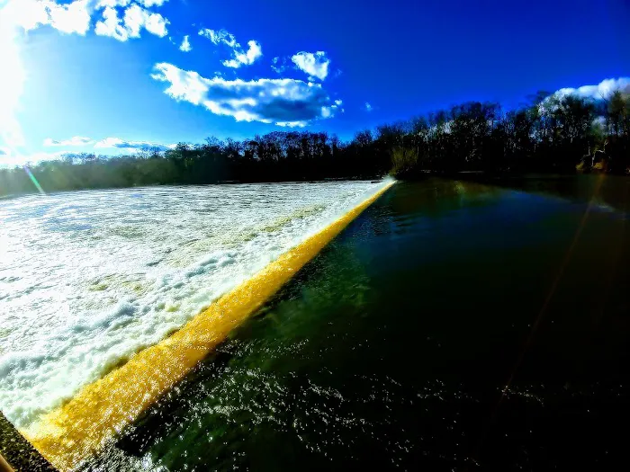 Low Head Dam Picture 3