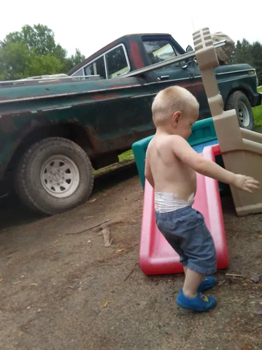 Towns Edge Trailer Court and Campground Picture 14