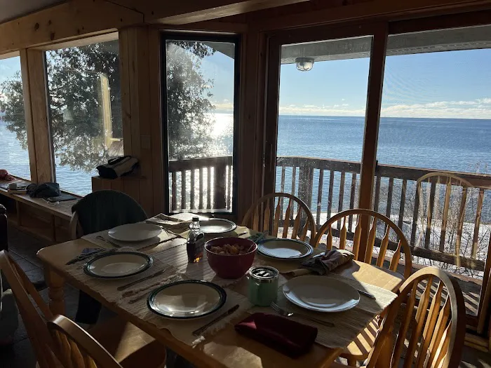 Cedar Allee Picture 1