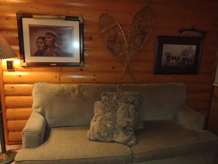 Savannah's ,woods and Water ,Outside Wedding Venue as well, Jacuzzi Cabins, Catoosa ok. area. Picture 3