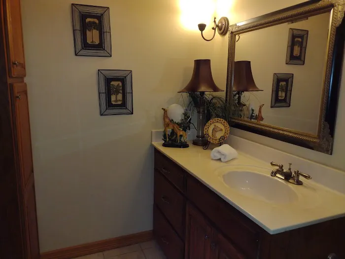 Savannah's ,woods and Water ,Outside Wedding Venue as well, Jacuzzi Cabins, Catoosa ok. area. Picture 4