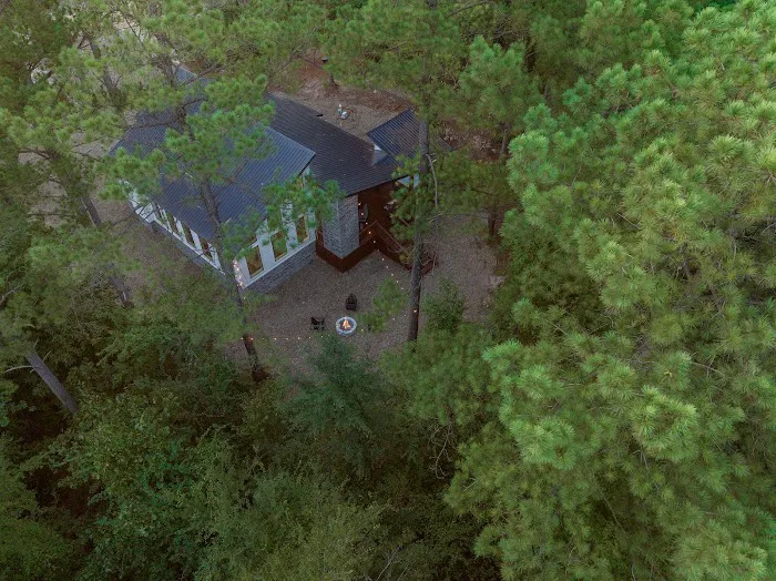 Two Knights Luxury Cabin Picture 8