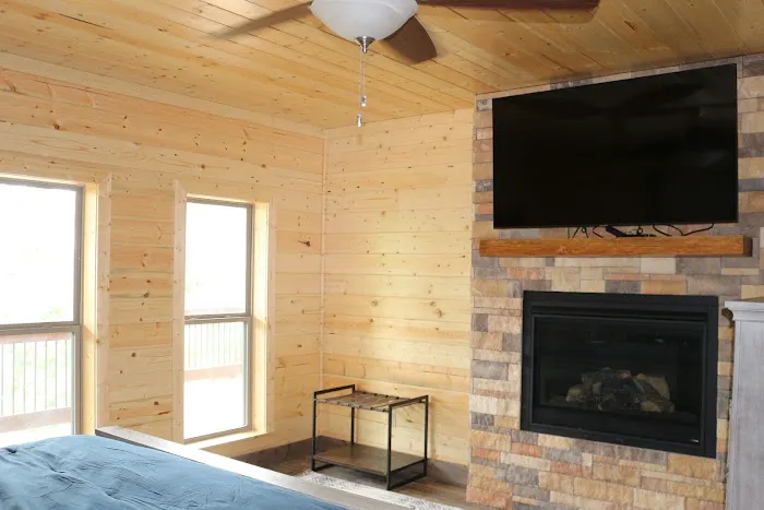 Glory Heights Cabin Picture 1