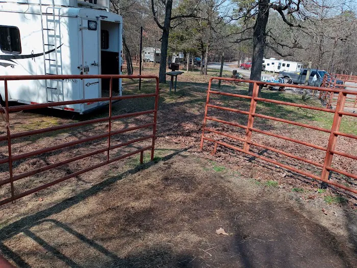 Cedar Lake Equestrian Campground Picture 10