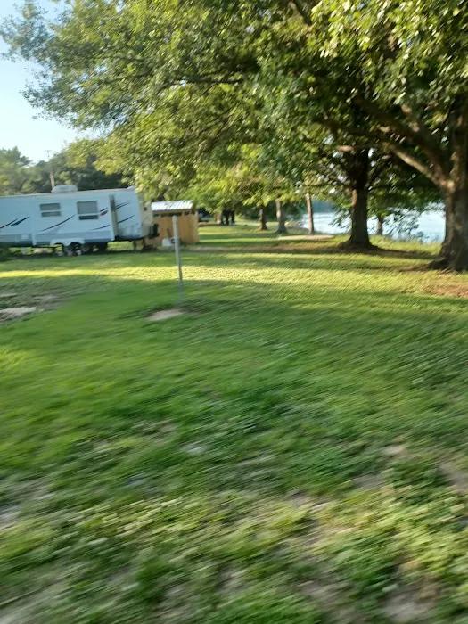 Riverview RV Resort Picture 10