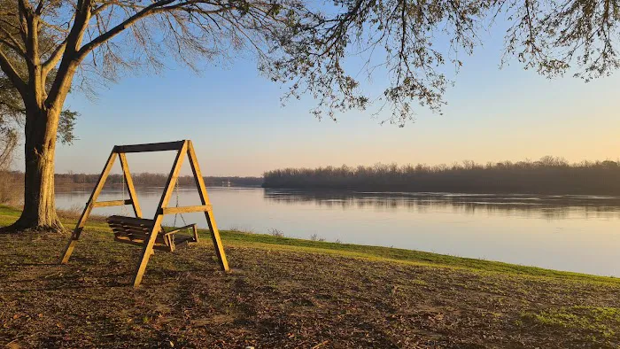 Riverview RV Resort Picture 9