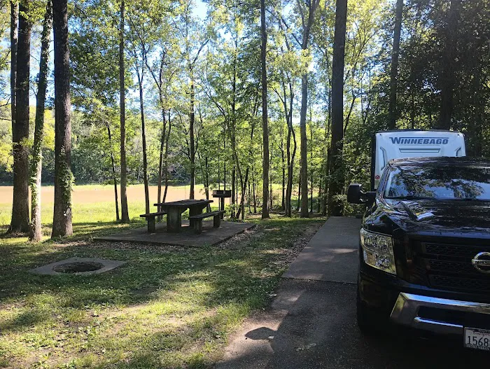 Natchez State Park Campground Picture 10