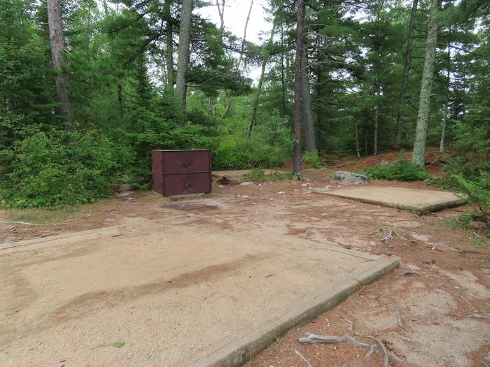 King Pin S10 Campsite Picture 2