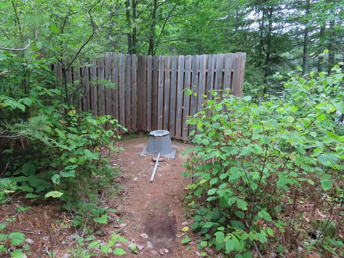 King Pin S10 Campsite Picture 4