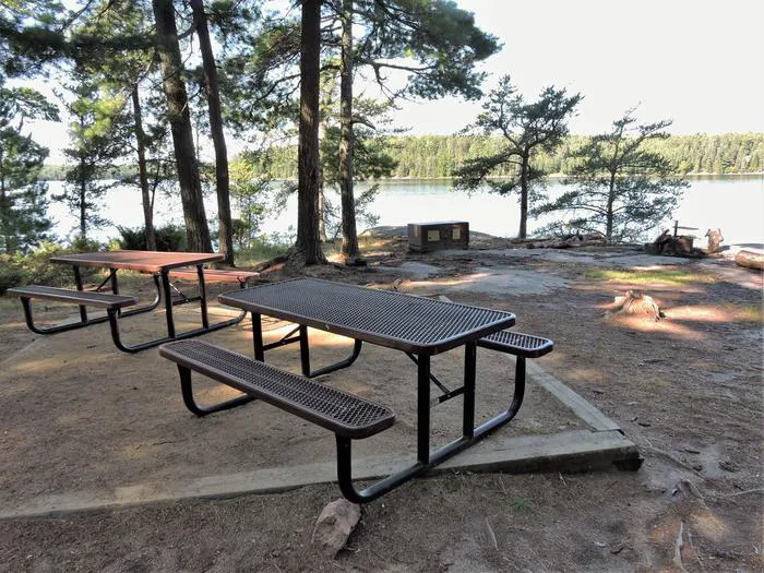 King Pin S10 Campsite Picture 6