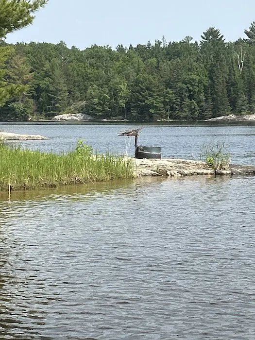 HB Yoder Island K37 Houseboat Campsite Picture 2