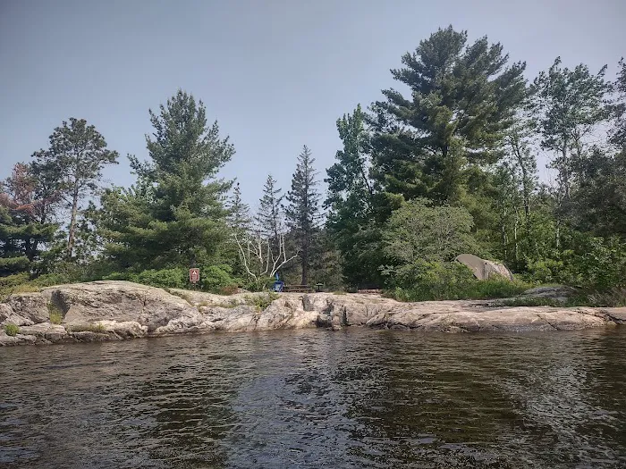 HB Lost Bay West K18 Houseboat (Rock Landing) Campsite Picture 2