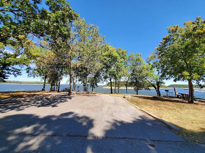 Redbud Bay Campground Picture 6