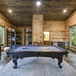 Four of a Kind - Luxury Cabin