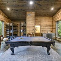 Four of a Kind - Luxury Cabin ico