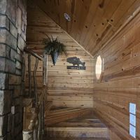Redbud Retreat ico