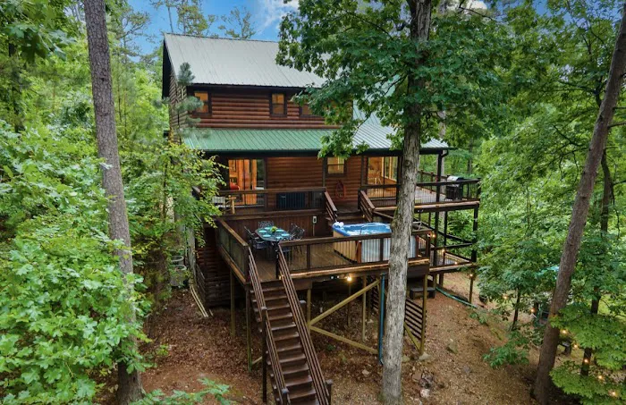 Bears Eye View in Broken Bow/Hochatown Picture 1