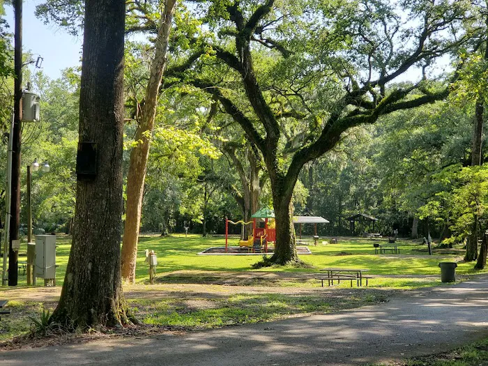 Acadiana Park Campground Picture 3