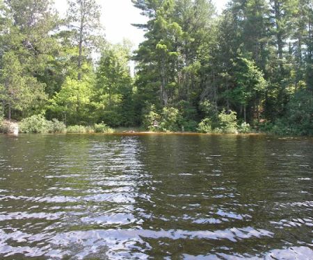 HB Sand Point Island East S16 Houseboat Campsite