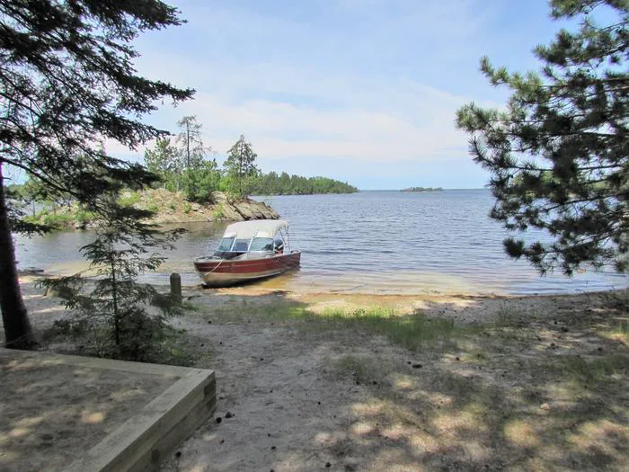 Birch Cove Island N1 Campsite Picture 3