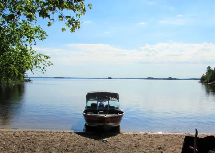 Pike Bay N31 Campsite Picture 3