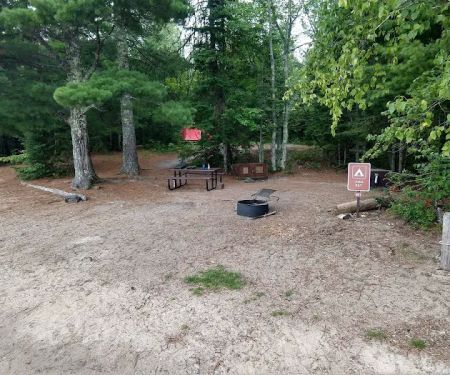 Pike Bay N31 Campsite