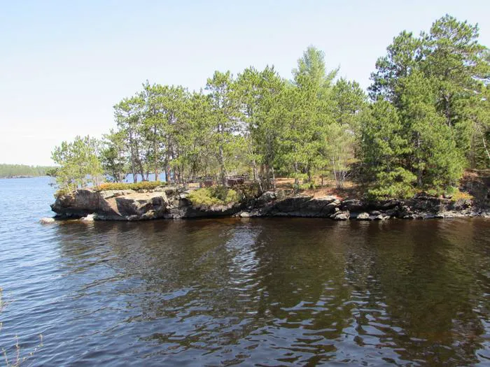 Rusty Island East Picture 3