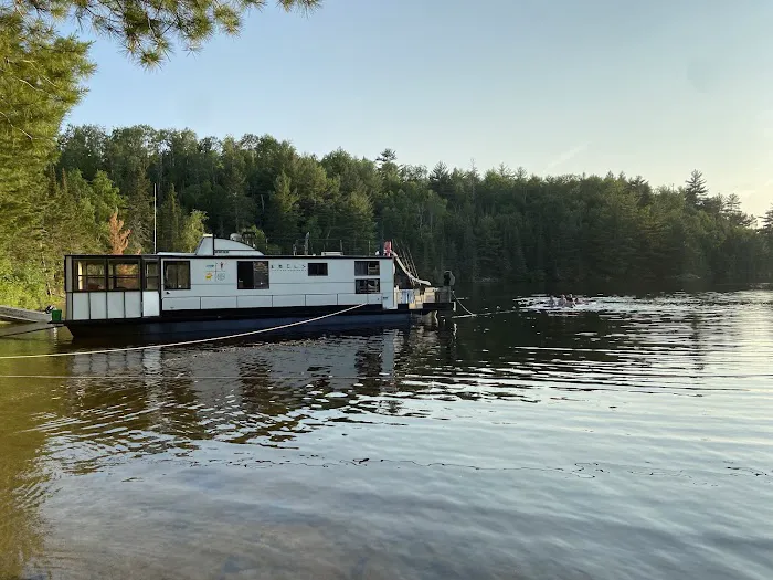 HB Portage Beach K26 Houseboat Campsite Picture 2