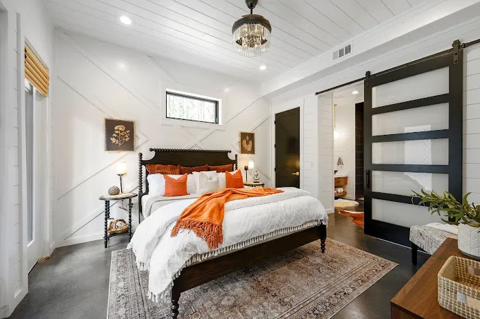 Wild Mountain Honey Luxury Cabin Picture 4