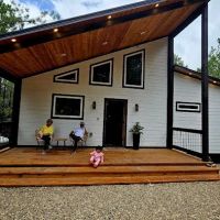 Cedar Stillness Cabin ico