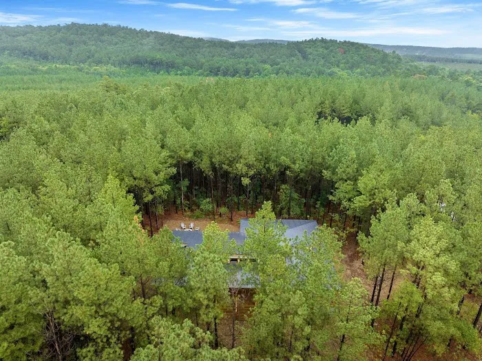 Dancing Moon Luxury Cabin Picture 10