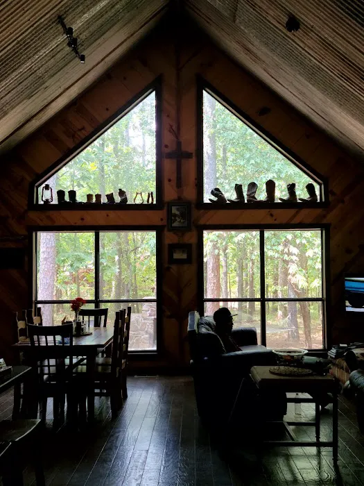 Crazy Horse Cabin Picture 1