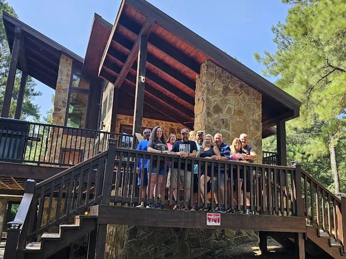 Iron Stone Lodge Picture 1