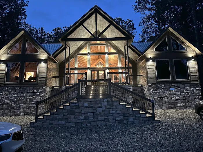 Full House Cabin Picture 1
