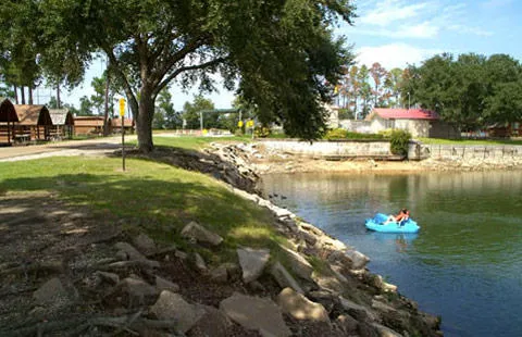 Lafayette KOA Holiday Picture 4