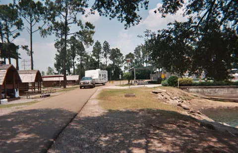 Lafayette KOA Holiday Picture 6