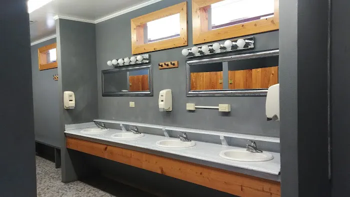 Lafayette KOA Holiday Picture 8