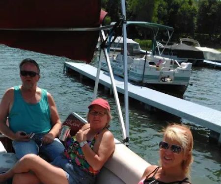 Oak Cove Resort & Marine