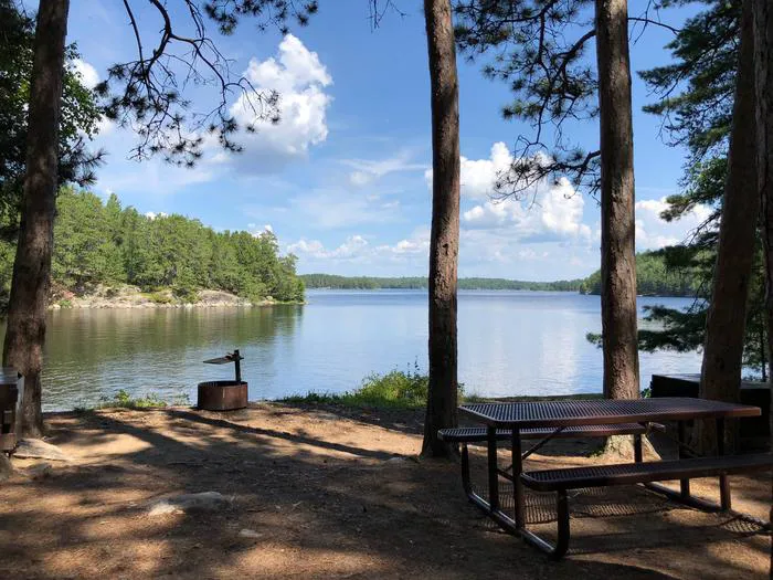 Hoist Bay N12 Campsite Picture 1