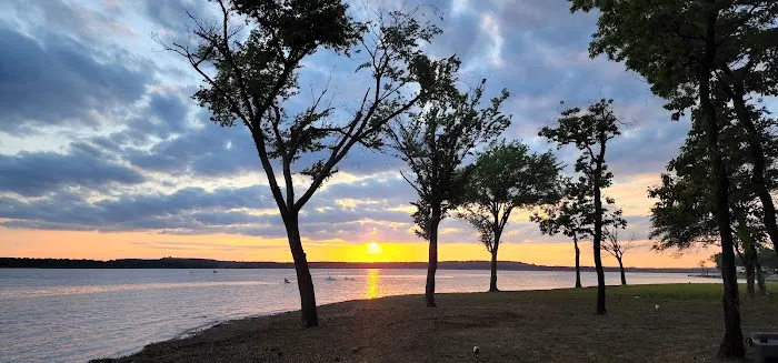 Washington Cove Park Campground Picture 4