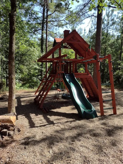 Fox Tales Cabin Picture 6