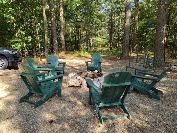 Fox Tales Cabin Picture 7