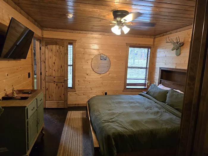 Misty Blue Cabin Picture 5