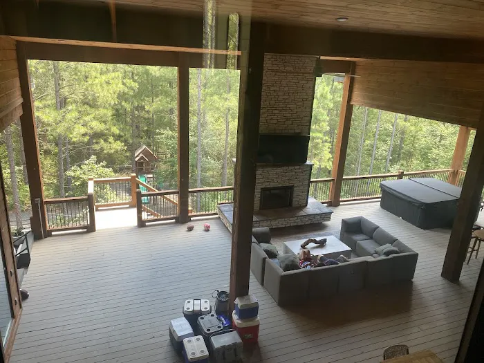 Lost in the Pines Picture 1