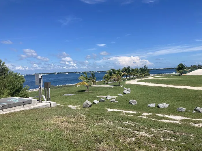Trumbo Point Tropical Landing Picture 6