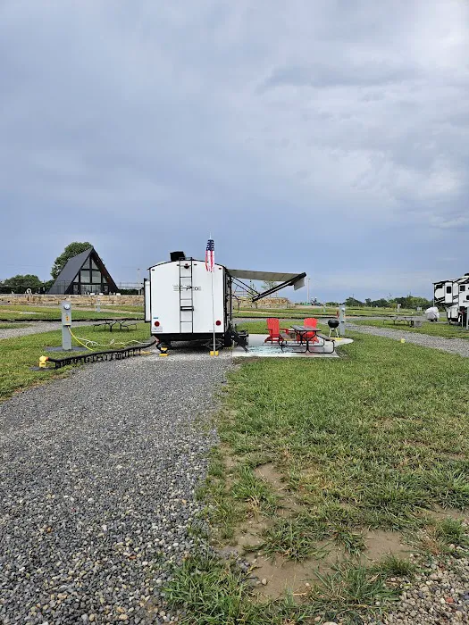 Lincoln West KOA Holiday Picture 2