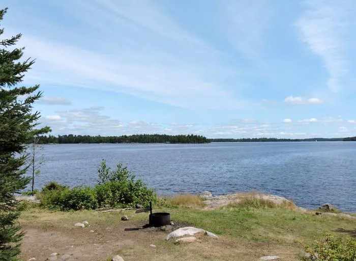 N55 Namakan Island N.E. Camp Picture 4