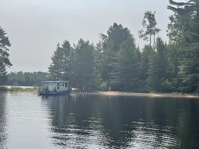 HB Junction Bay North N50 Houseboat Campsite Picture 1