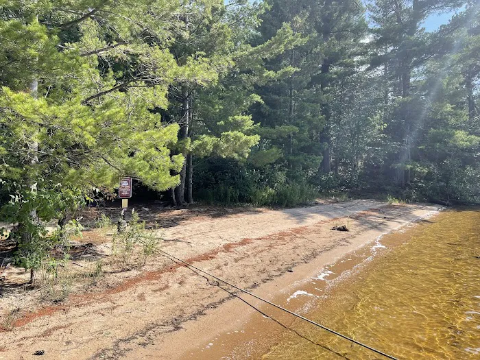 HB Junction Bay North N50 Houseboat Campsite Picture 2