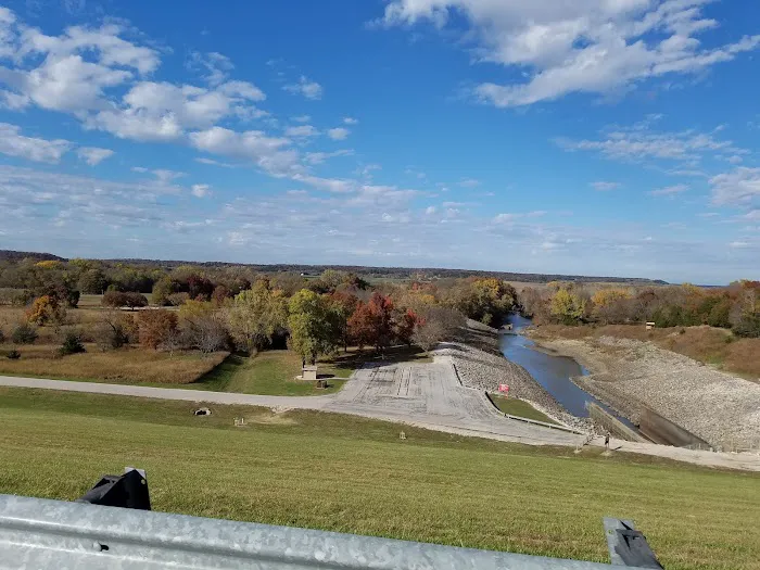 Outlet Channel Campground Picture 2